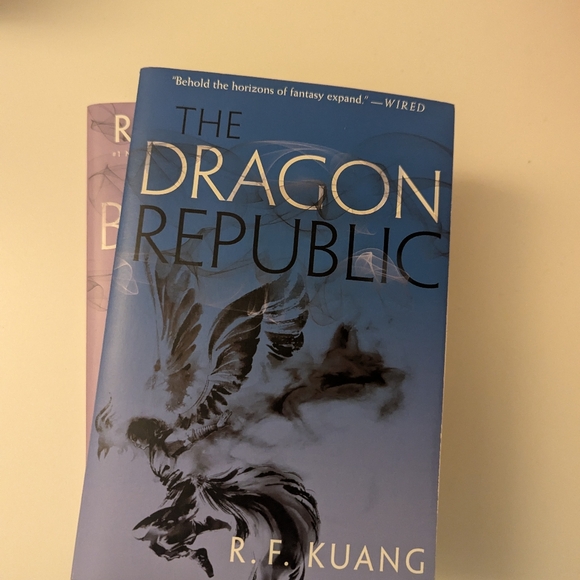 The Poppy War, Dragon Republic, Burning God - Picture 2 of 4